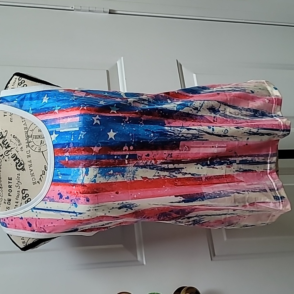 #19 Patrotic Print Tank Top. NWOT
